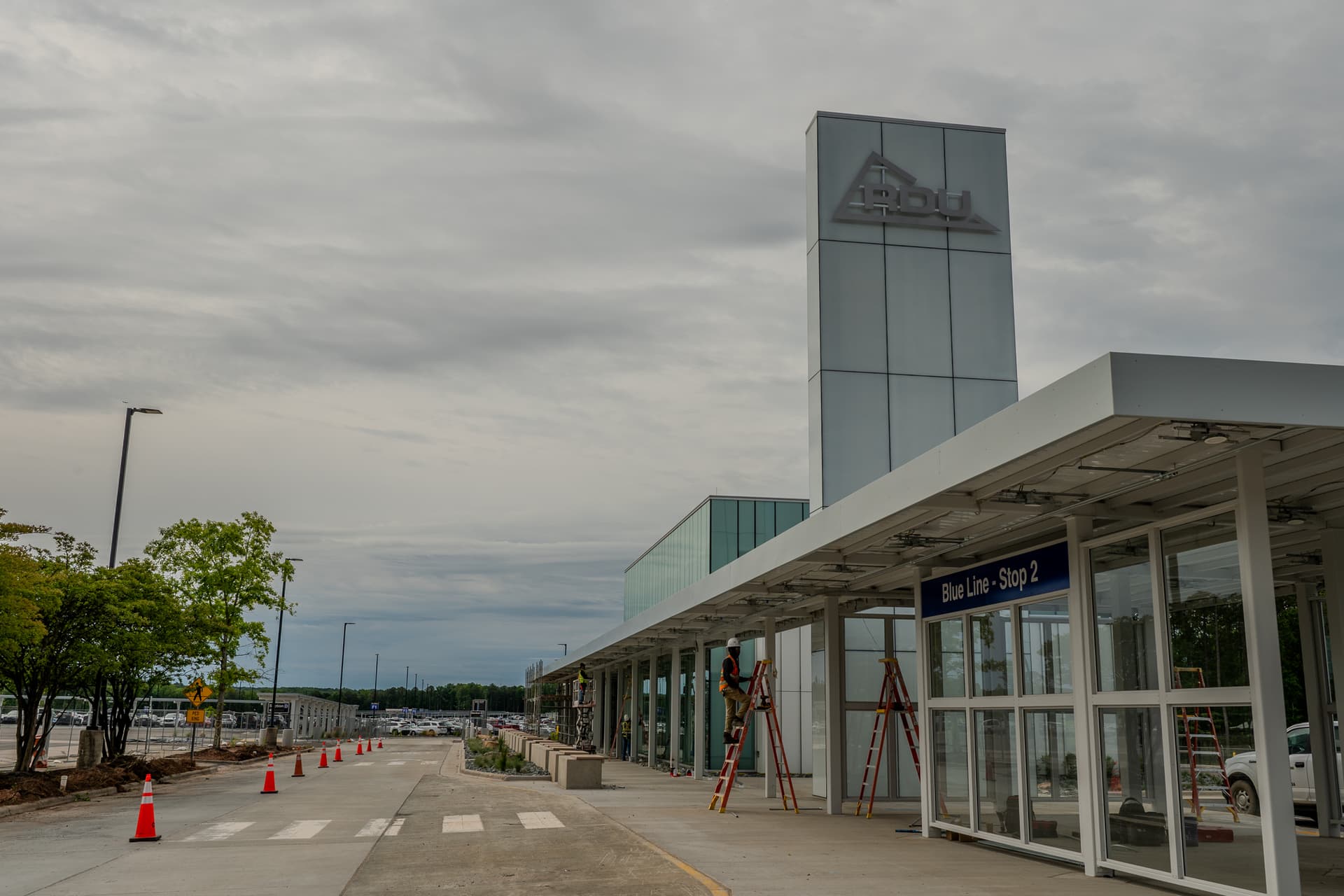 RDU's new Customer Amenity Building at ParkRDU Economy 3.